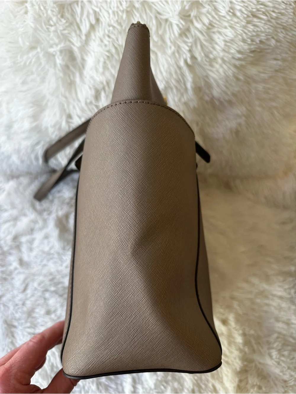 Michael Kors Jet Set Travel Large Taupe Saffiano Leather Tote Bag Gold Hardware - Picture 6 of 15